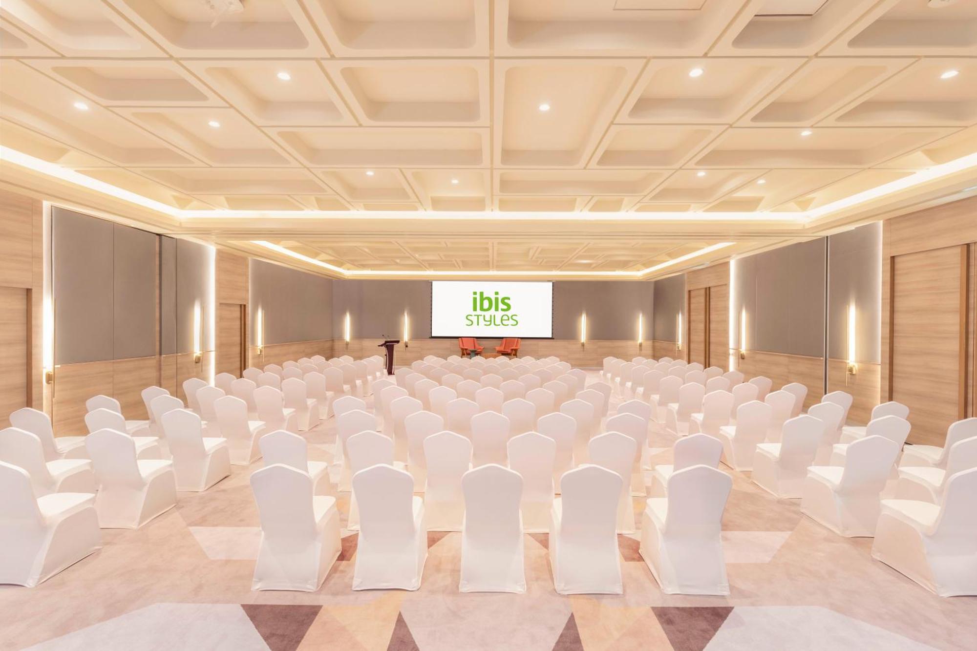 Hotel Ibis Styles Mysuru Zewnętrze zdjęcie